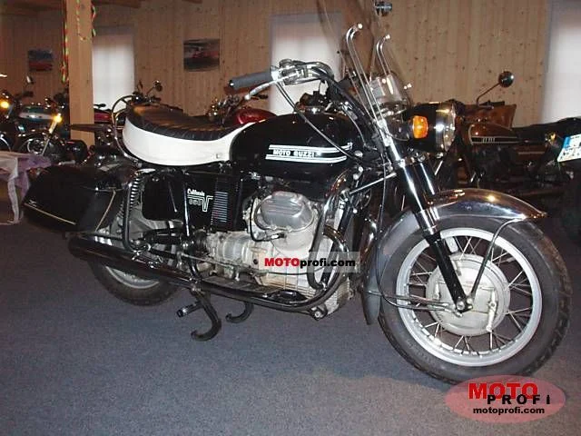Moto Guzzi V7 850 California