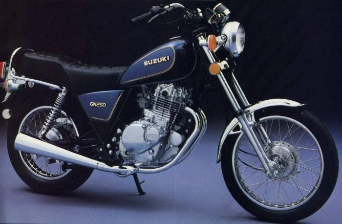 Suzuki GN 250 E
