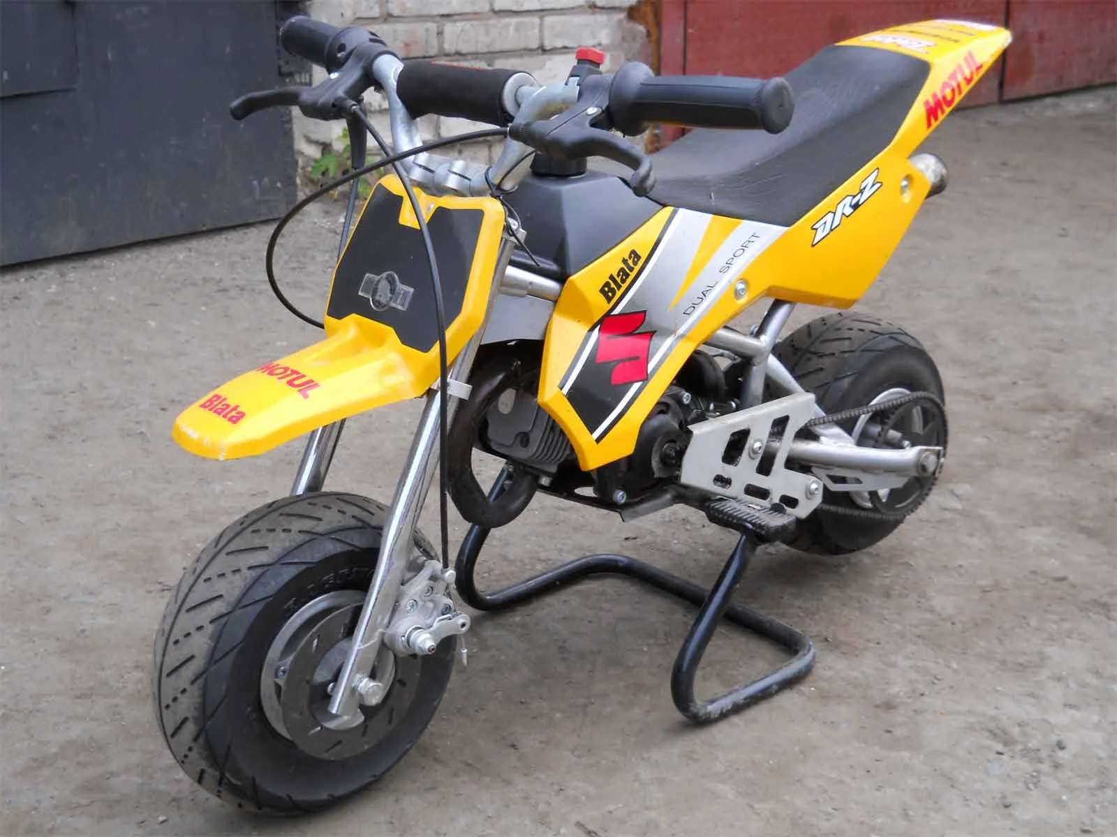 Blata Minimotard 2.6 2006