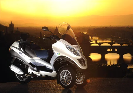 Piaggio MP3 500