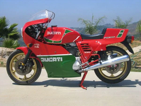 Ducati 900 SS Hailwood-Replica