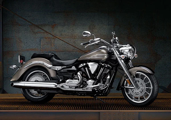 Yamaha Roadliner S