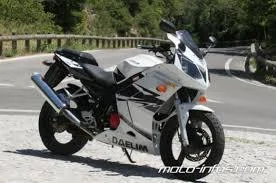 Daelim Roadsport 250