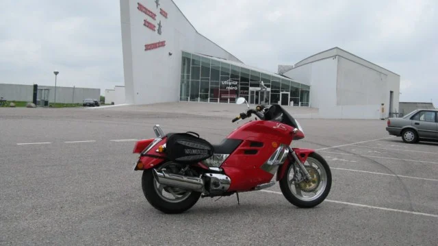 CF Moto V3