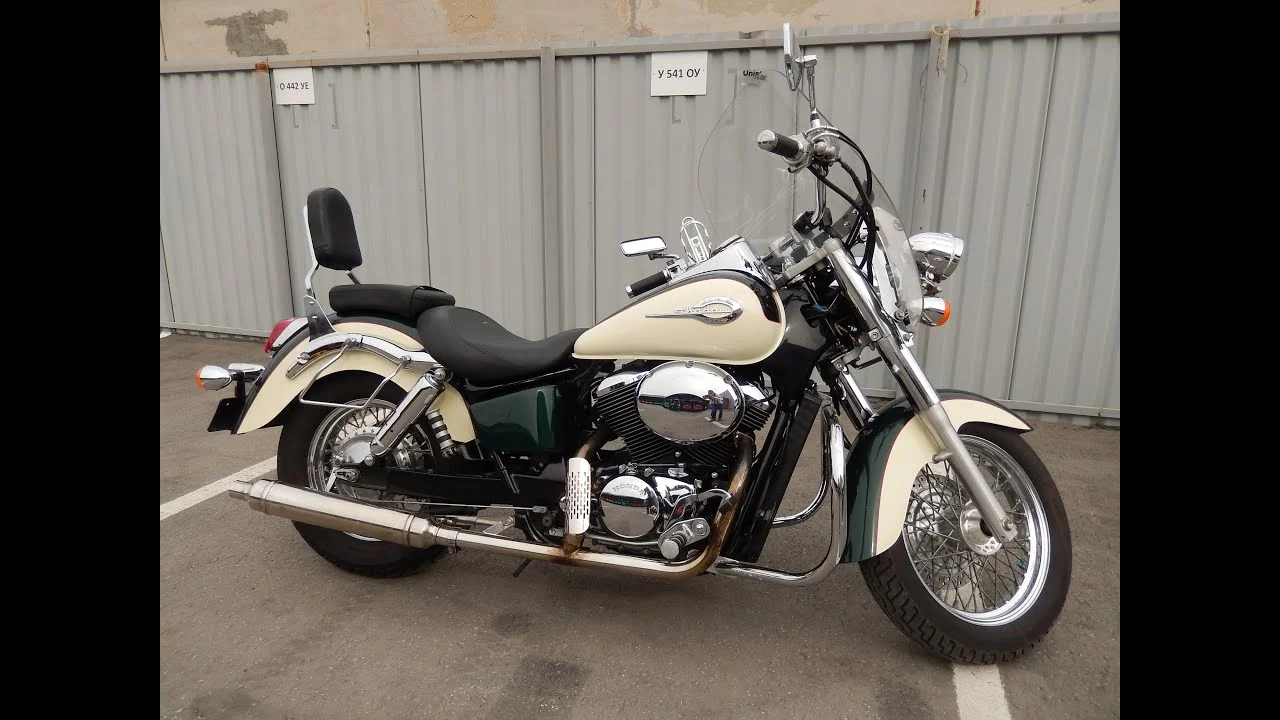 Honda Shadow Custom 400