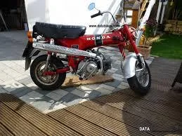 Honda ST 70 DAX
