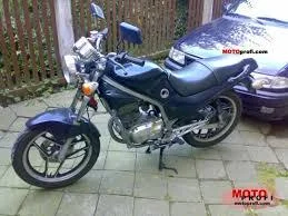 Hyosung GF 125 E