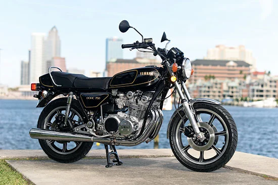 Yamaha IT