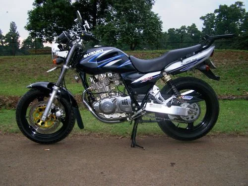 Suzuki GS 250 FWS
