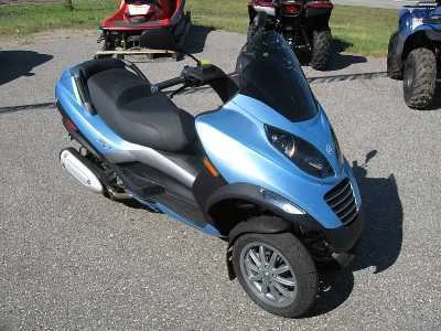Piaggio MP3 250