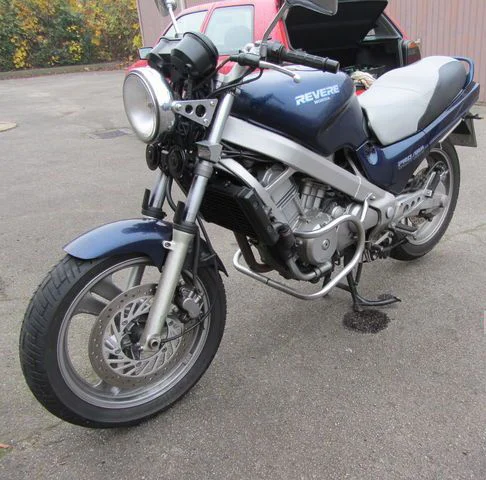 Honda NTV 650 Revere