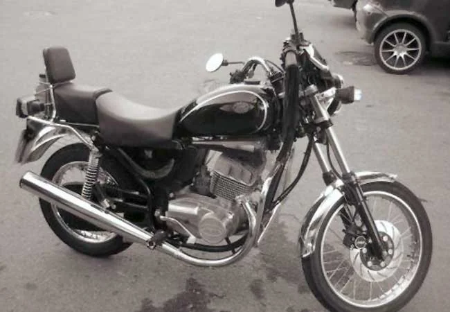 Jawa Chopper 125