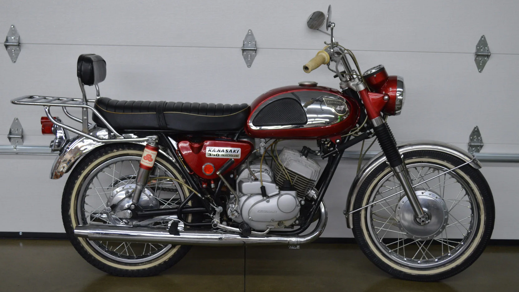Kawasaki A7 Avenger