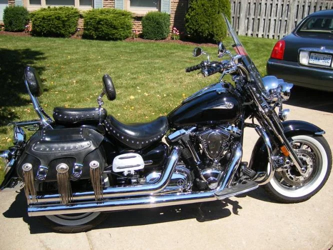 Yamaha Road Star Midnight Silverado