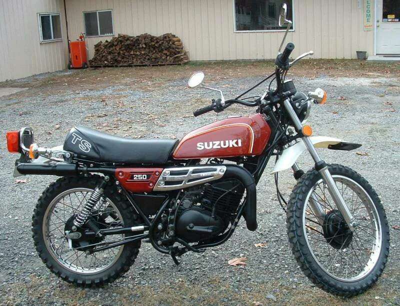 Suzuki TS 250