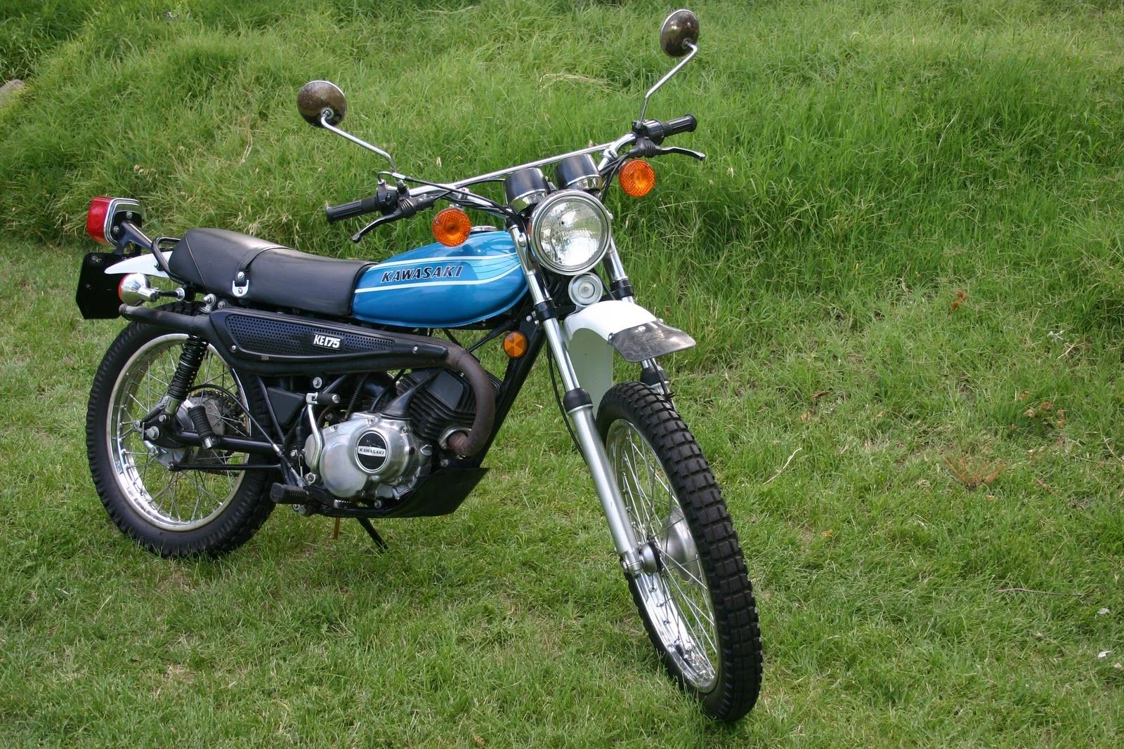 Kawasaki KE 175 B