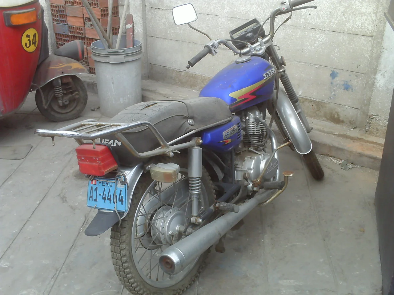Lifan LF125-7D
