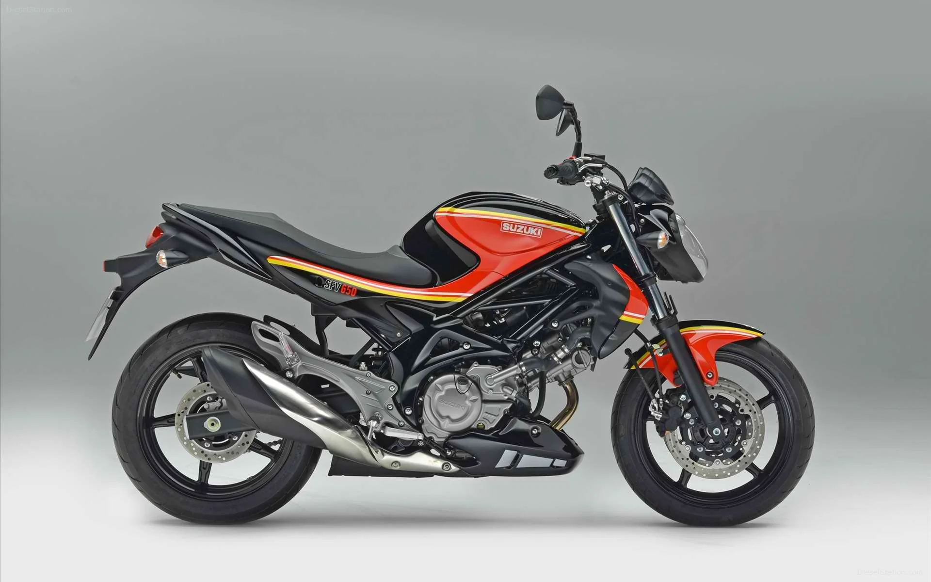 Suzuki SFV650