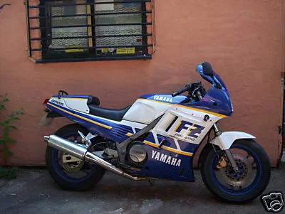Yamaha FZ 750 Genesis