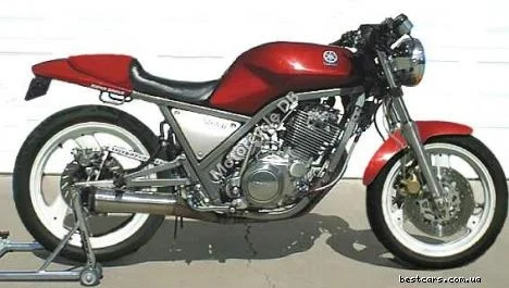 Yamaha SRX 6