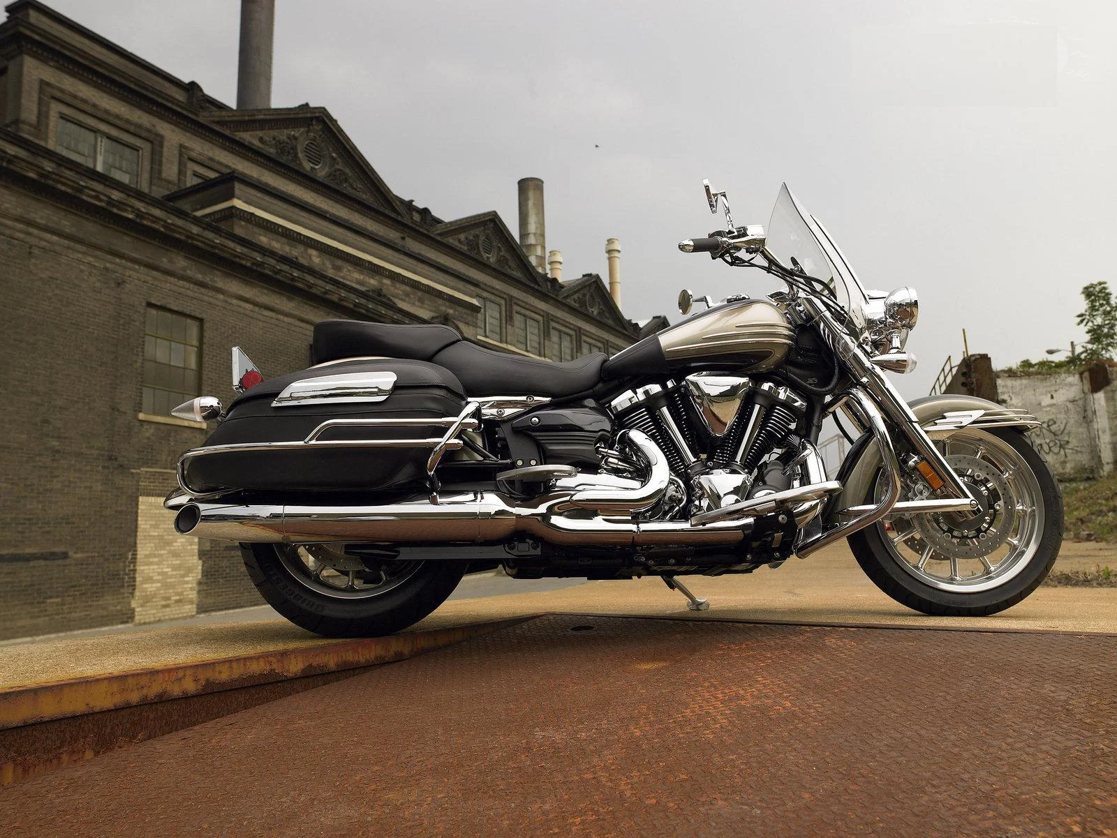 Yamaha Stratoliner S