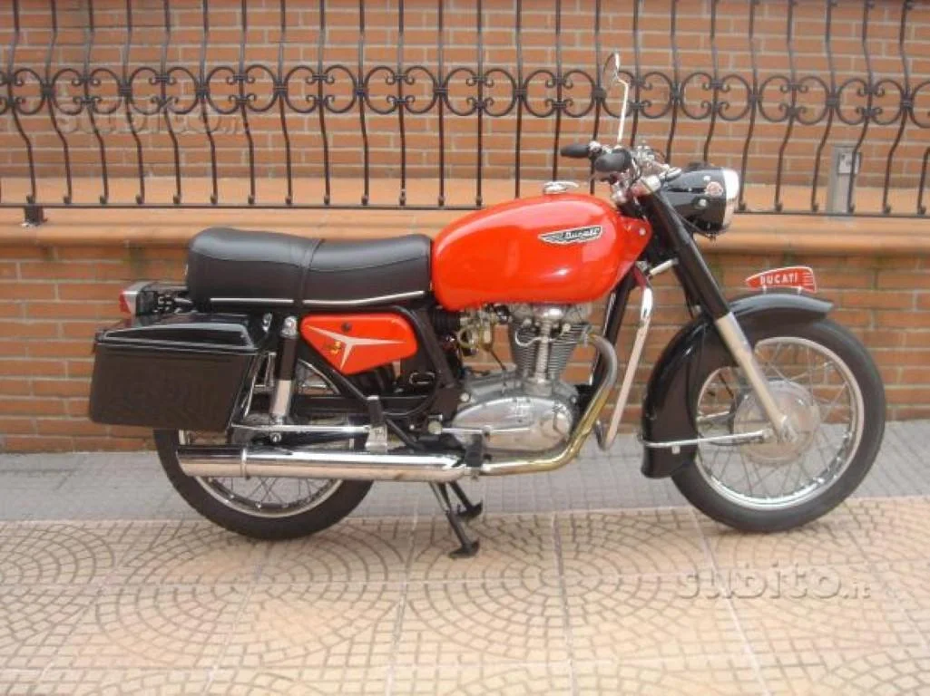 Ducati 450 TS