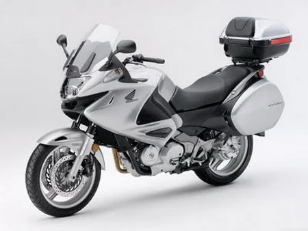 Honda NT700V