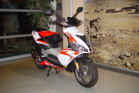 Aprilia SR 50 R