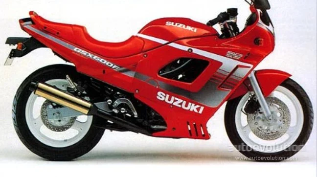 Suzuki GSX 600 F (reduced effect #2)