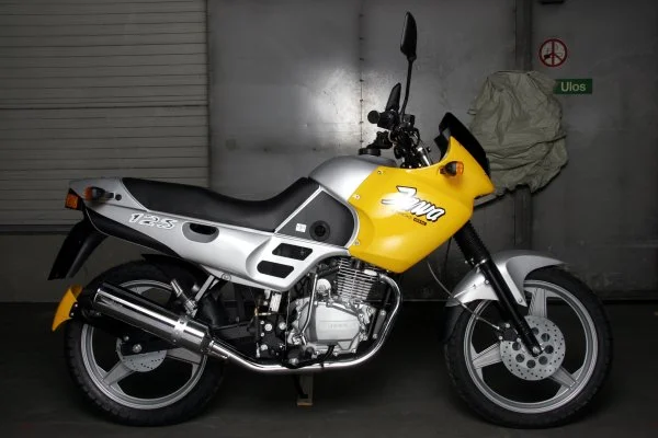 Jawa 125 Dandy