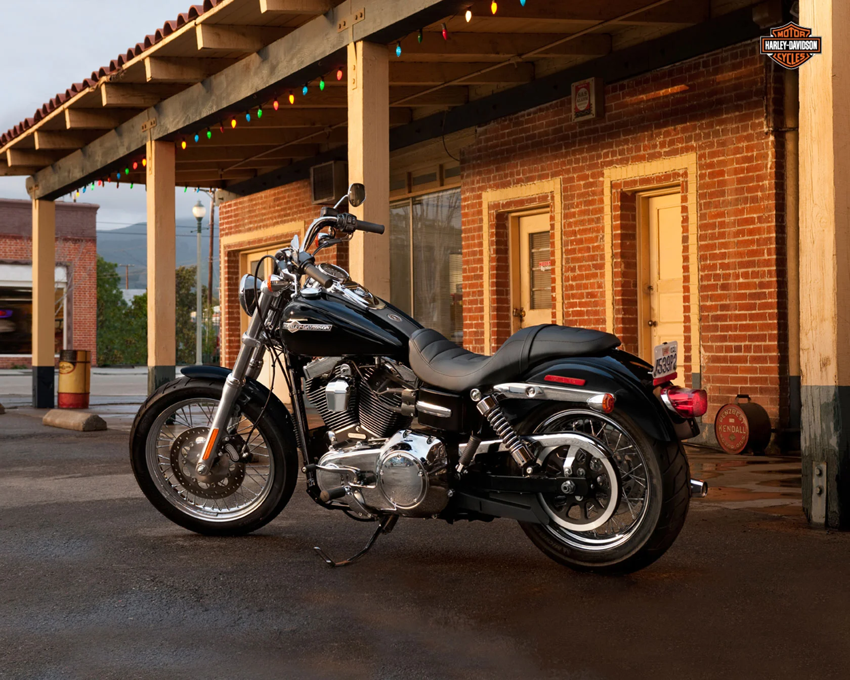 Harley-Davidson Dyna Super Glide Custom