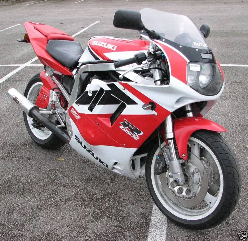 Suzuki GSX-R 750