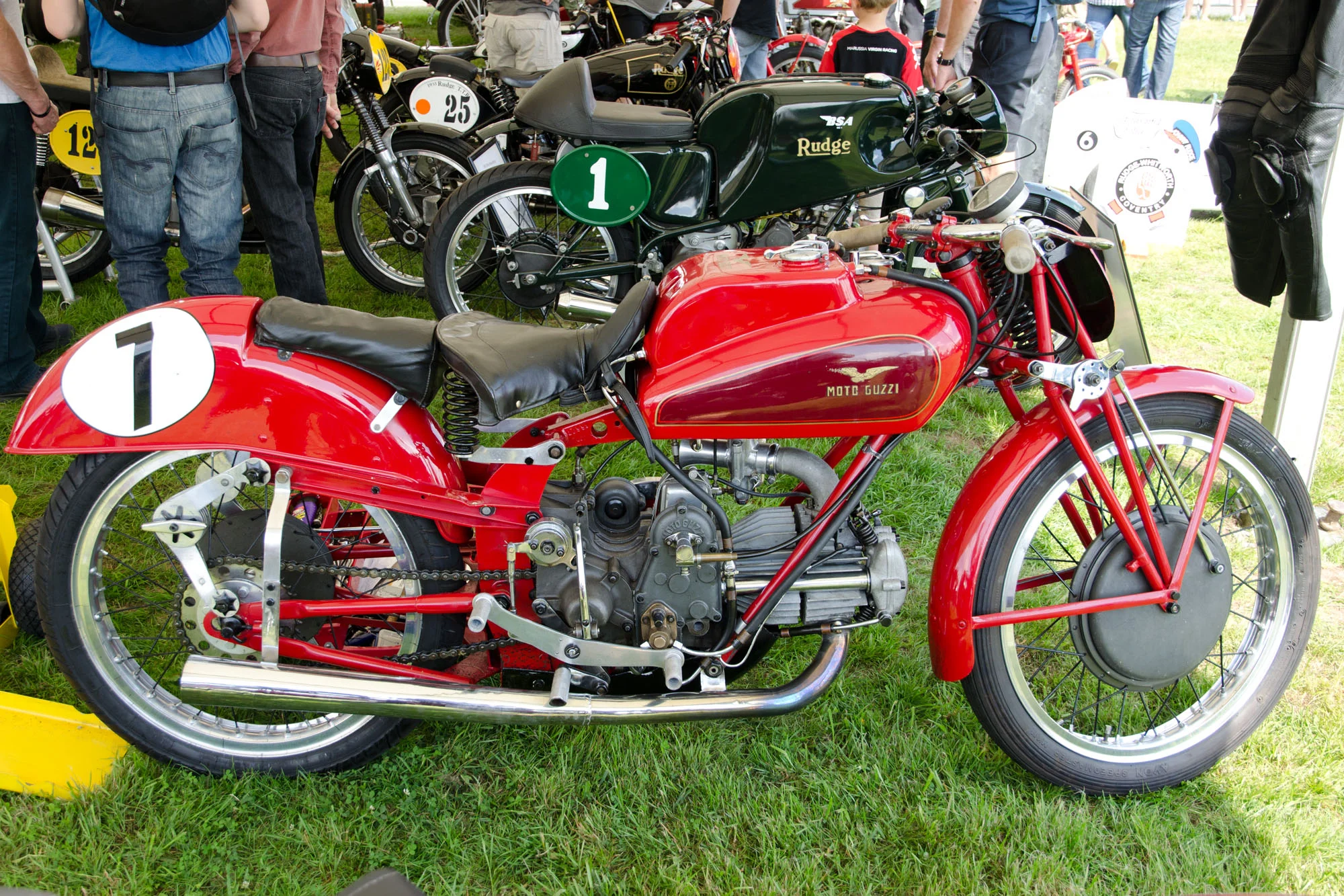 Moto Guzzi Dondolino 1946