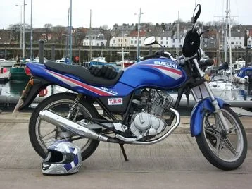 Suzuki GX 125