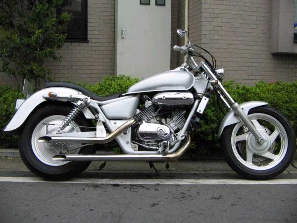Honda Magna 250