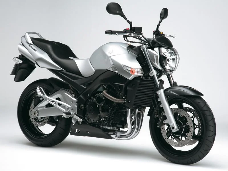 Suzuki GSR600
