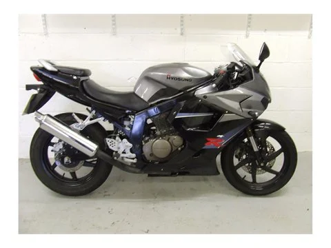 Hyosung GT125R