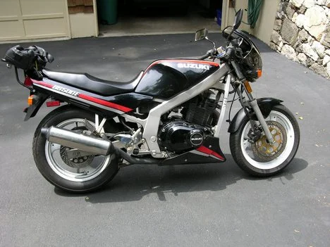 Suzuki GS 500 E