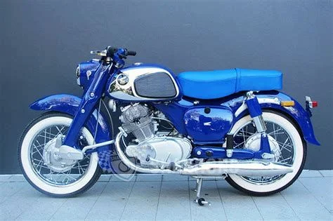 Honda Dream 305