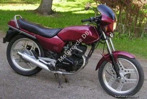 Honda CM 200 T