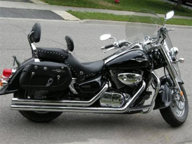 Suzuki Boulevard C90