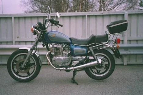 Honda CM 400 T