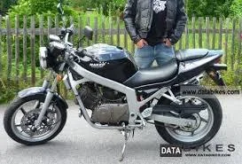 Hyosung GT 125 Naked