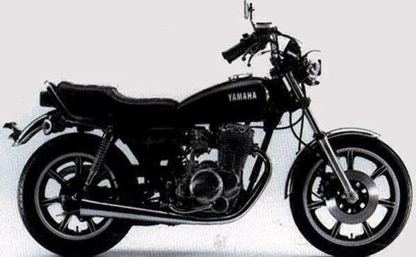 Yamaha XS 400