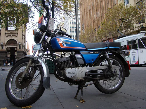 Suzuki GP 125