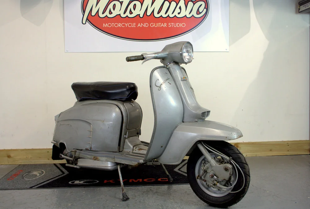 Lambretta LI 150 Silver Special