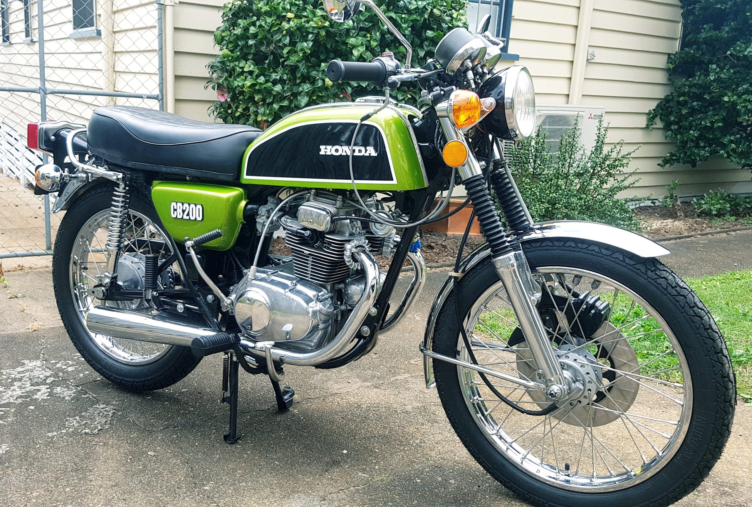 Honda CB 4 X